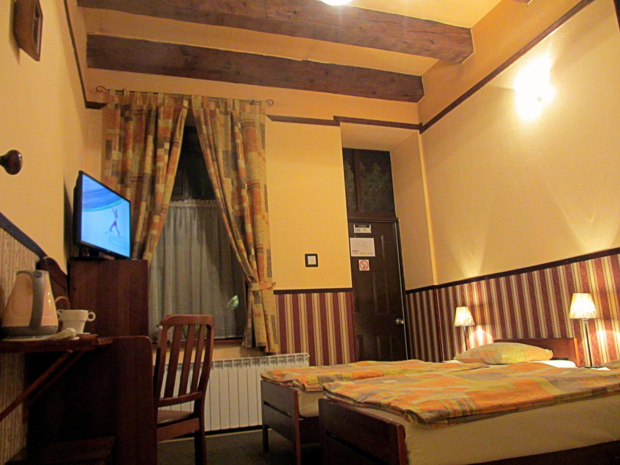 Globtroter Guest House Krakow Ngoại thất bức ảnh
