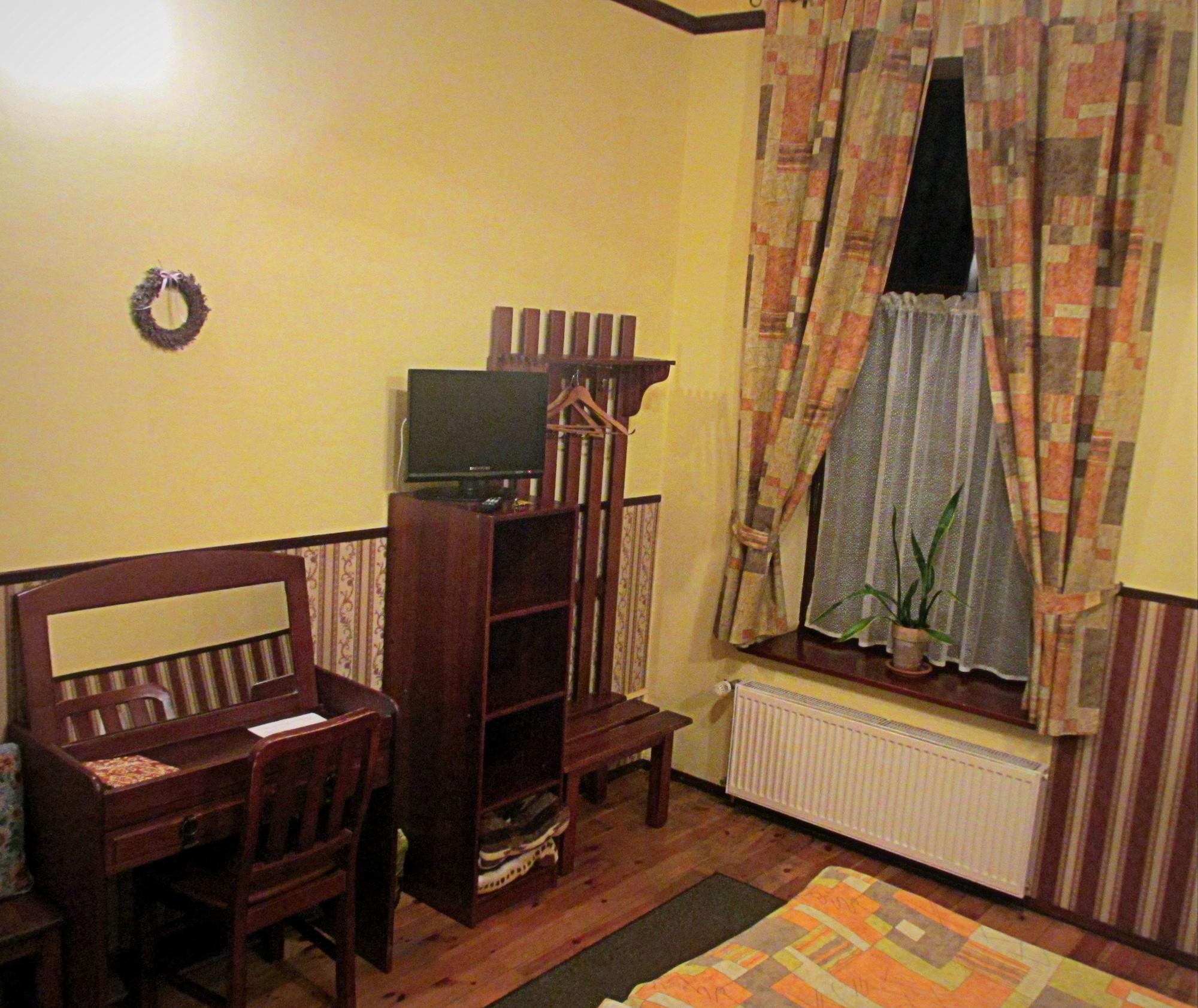 Globtroter Guest House Krakow Ngoại thất bức ảnh