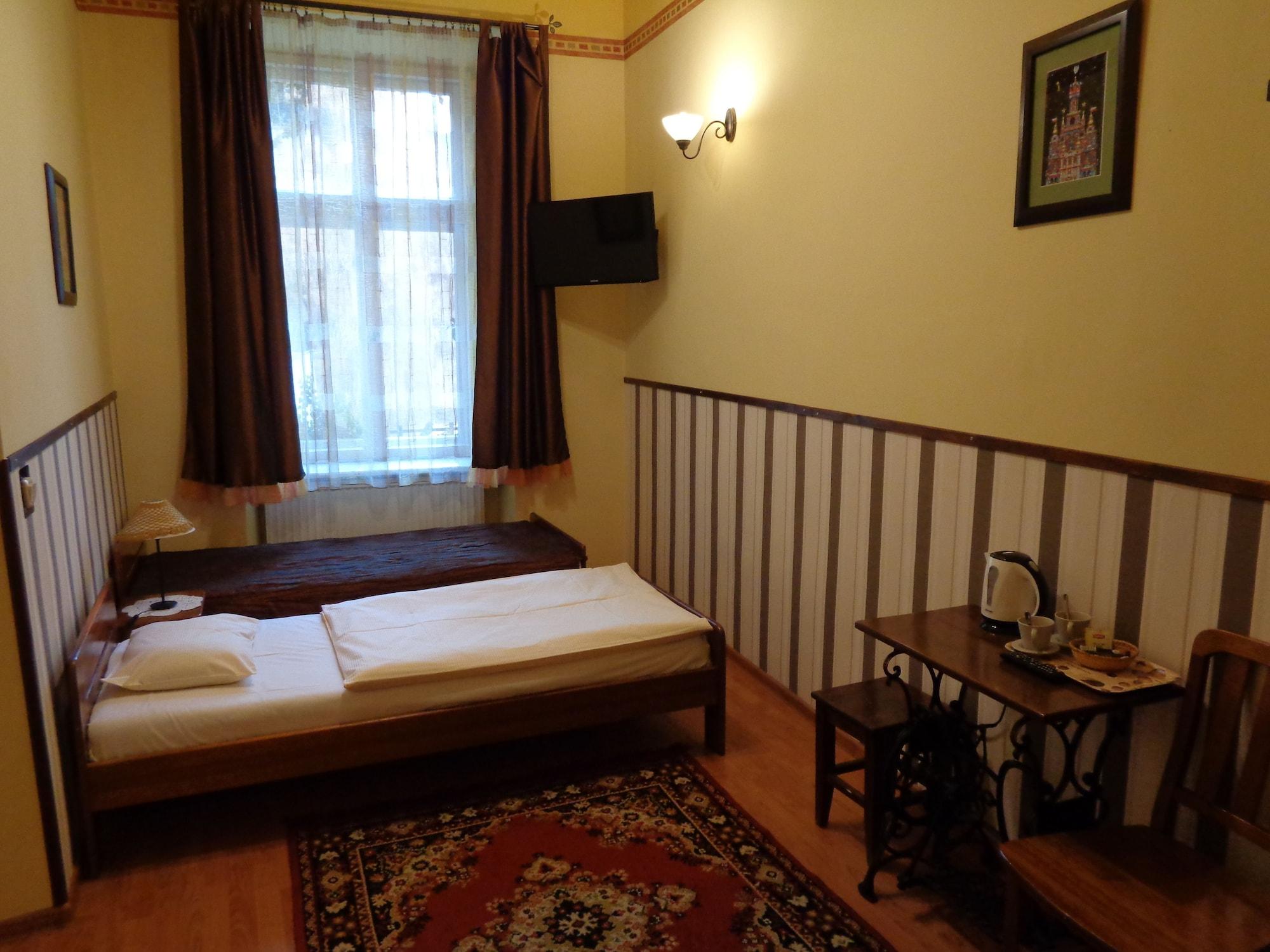 Globtroter Guest House Krakow Ngoại thất bức ảnh