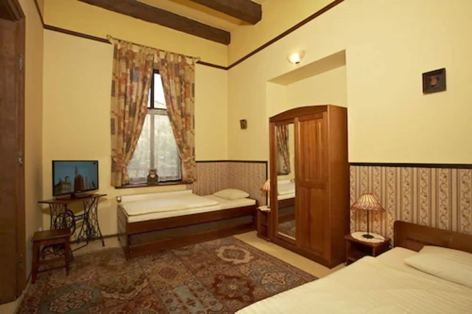 Globtroter Guest House Krakow Ngoại thất bức ảnh