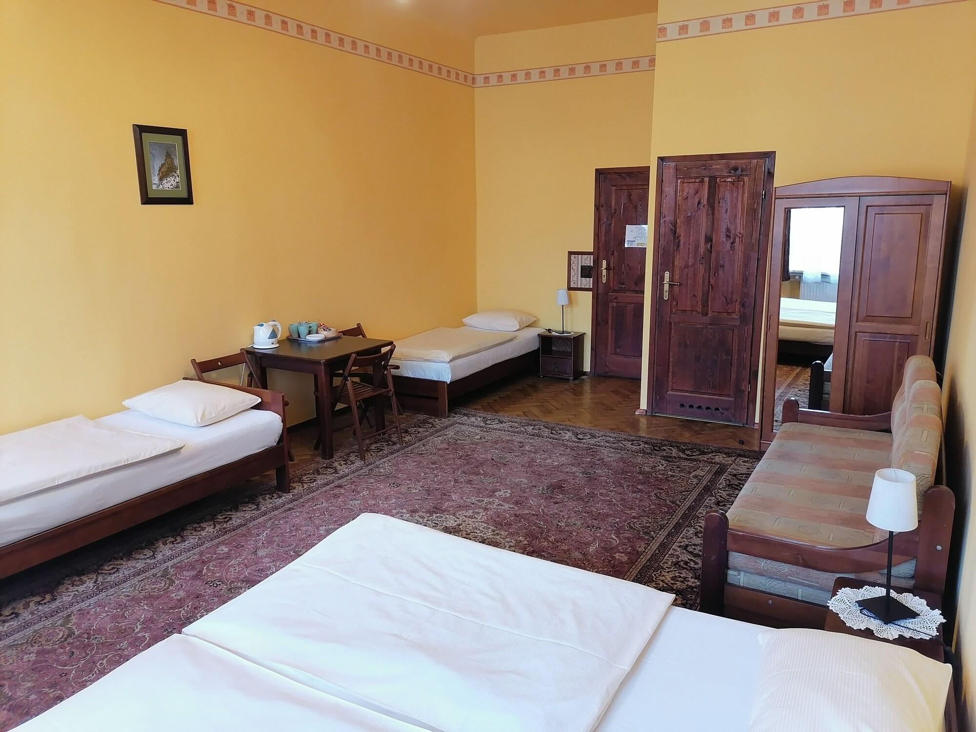 Globtroter Guest House Krakow Ngoại thất bức ảnh